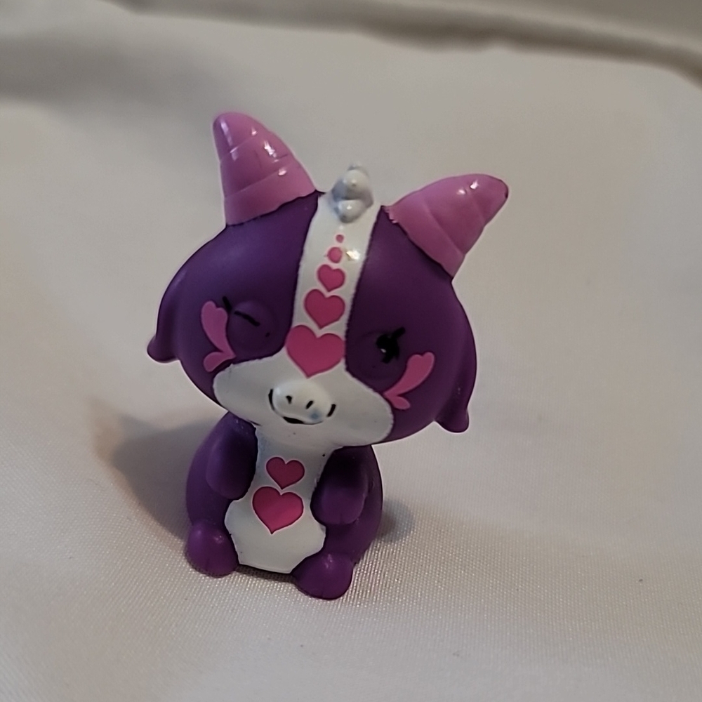 Hatchimals Colleggtibles Season 1 Eddie the Goat